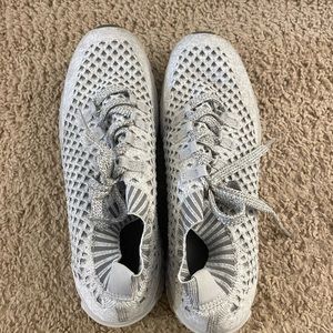 No bull runner W(10.5)